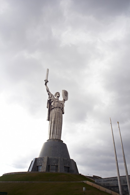 Monumento a la Patria, Kiev