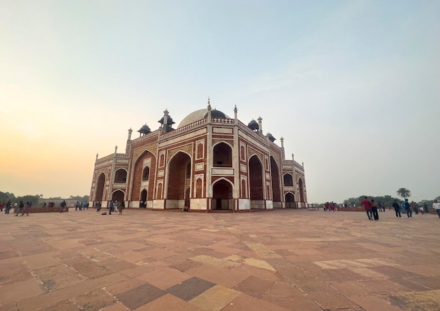 Monumento Safdarjung Tomb em Nova Delhi imagem da Índia construída em 1754 para Nawab Safdarjung Front View imagem grande angular