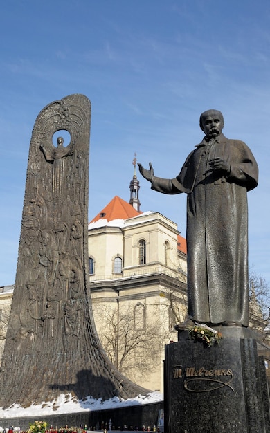 Monumento a Shevchenko en Lviv