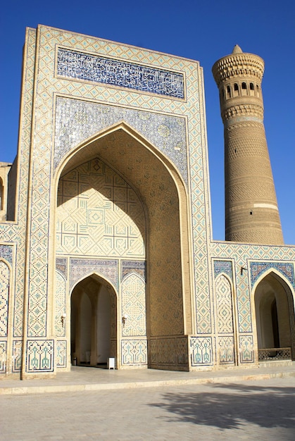 Monumentos arquitectónicos medievales en Uzbekistán