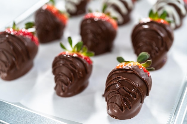 Morangos banhados em chocolate