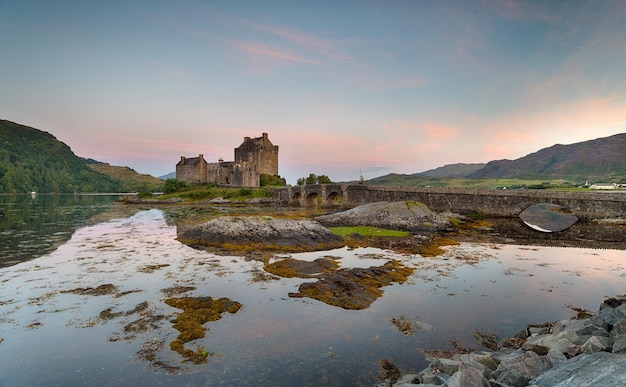 Morgendämmerung bei Eilean Donan