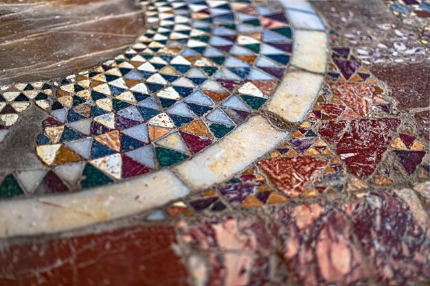 Mosaicos bizantinos en el piso de la Iglesia de San Nicolás Demre Turquía