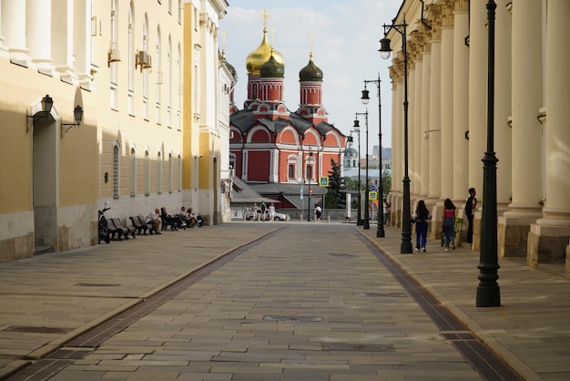 Moscou Rússia 28 de agosto de 2022 Catedral Znamensky na rua Varvarka e parque Zaryadye em Moscou Rússia