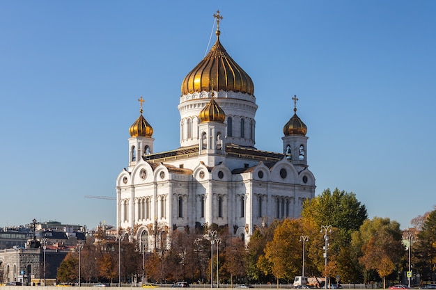 Moscú, Rusia, 14 de octubre de 2021 Vista de la Catedral de Cristo Salvador en la calle Volkhonka