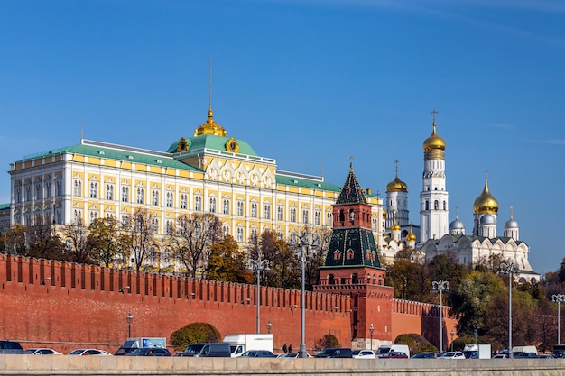 Moskau Russland 15. Oktober 2021 Moskauer Kreml Blick vom Damm auf den Großen Kremlpalast