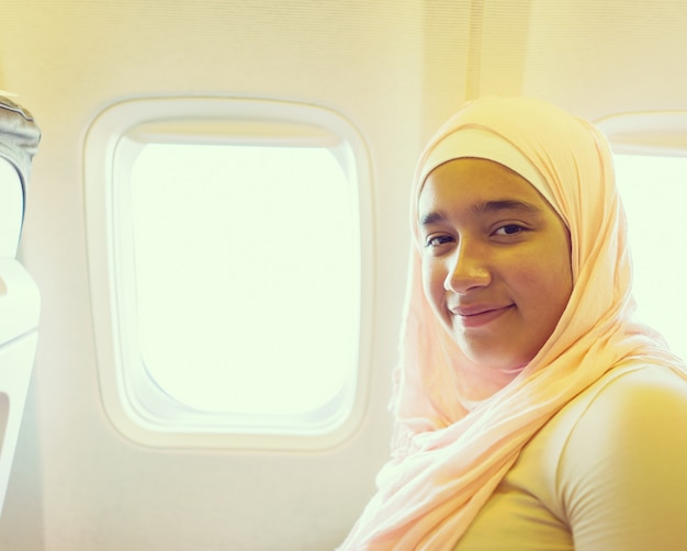 Moslemischer Mädchenreisender