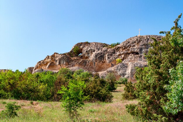 Mosteiro de chelter-marmara no monte chelter-kaya, ucrânia