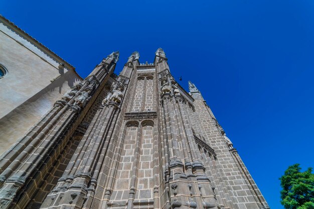 Mosteiro de San Juan de los Reyes na cidade medieval de Toledo, Espanha