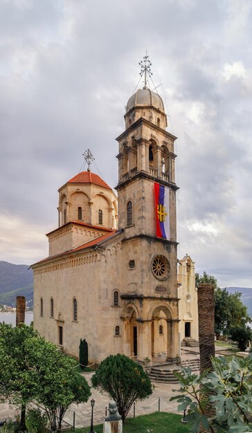 Mosteiro Savina, mosteiro ortodoxo medieval perto da cidade Herceg Novi, Montenegro.