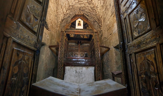 Mosteiro Siríaco Deyrulzafaran na cidade de Midyat, Mardin - Turquia