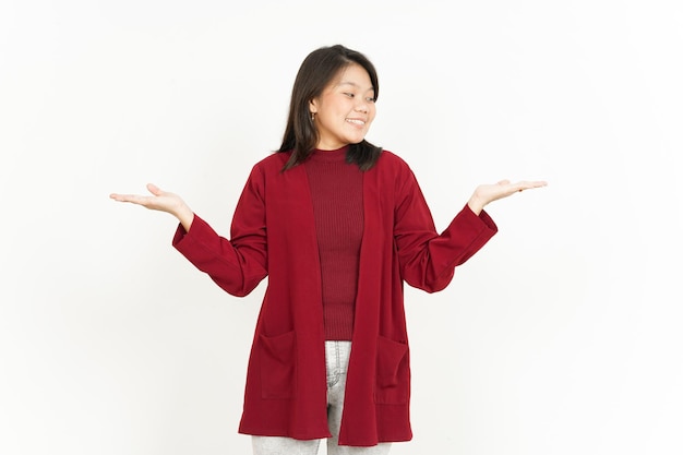 Mostrando 2 produtos de linda mulher asiática vestindo camisa vermelha isolada em fundo branco