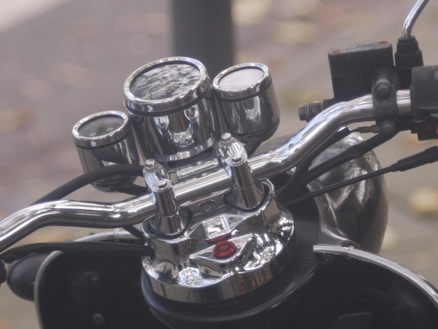 Motocicleta con velocímetro