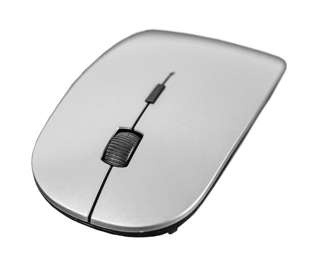 Mouse sem fio de computador isolado no fundo branco