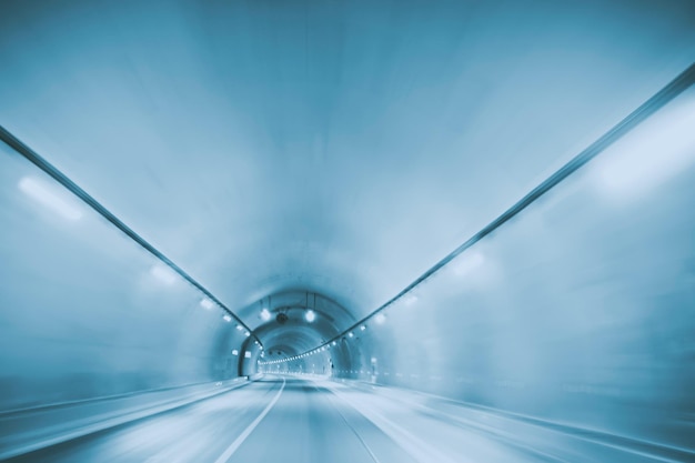 Movimiento borroso del túnel vacío