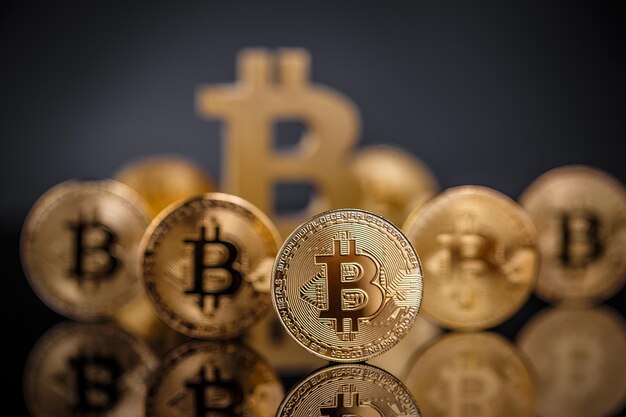 Muchos bitcoins de oro