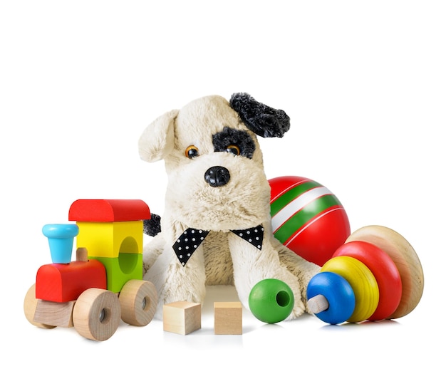 Muchos coloridos juguetes para niños colección sobre un fondo blanco.