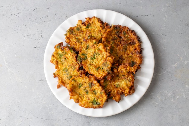 Mucver Türkisches traditionelles Essen Türkische Küche Hausgemachtes Essen mit Zucchini