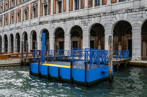 Muelle en el Gran Canal.