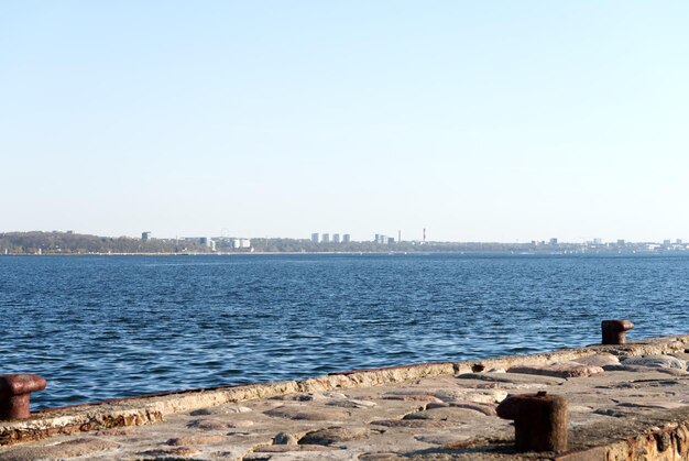 Un muelle con vistas al mar Báltico en Tallin