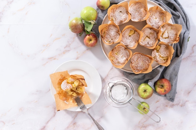 muffin de manzana sharlotka