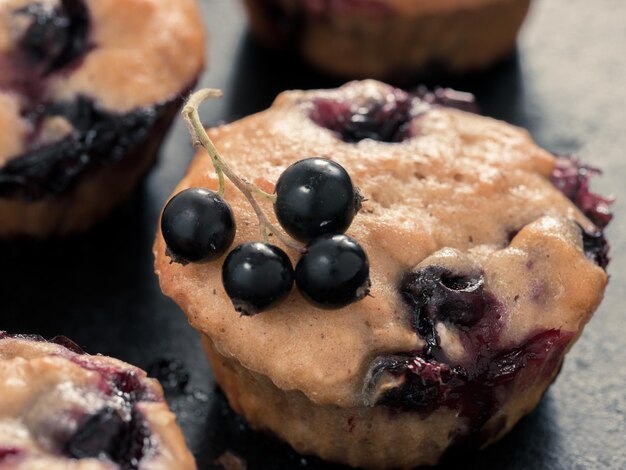 Muffins mit schwarzer Reis