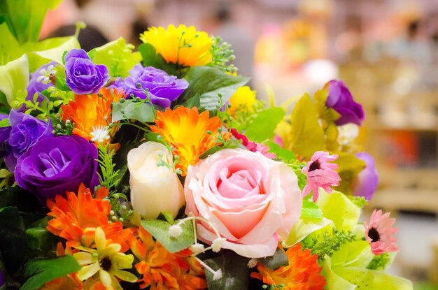 Foto muitas flores coloridas em exibição