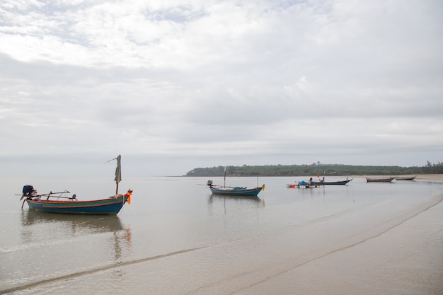 Muitos barcos de pesca