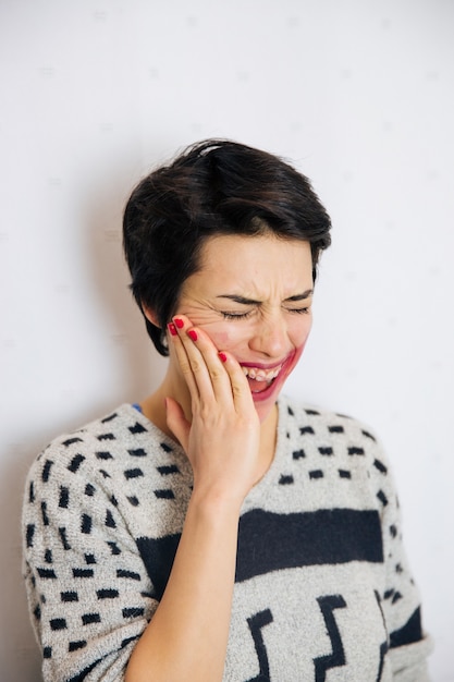 Foto mujer ansiosa y deprimida