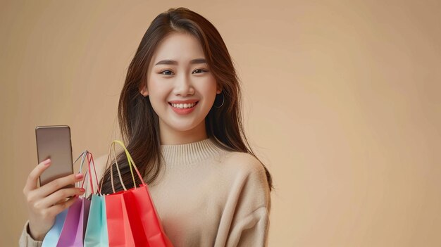 una mujer con una bolsa roja y verde que dice "está sosteniendo una bolsa de compras"