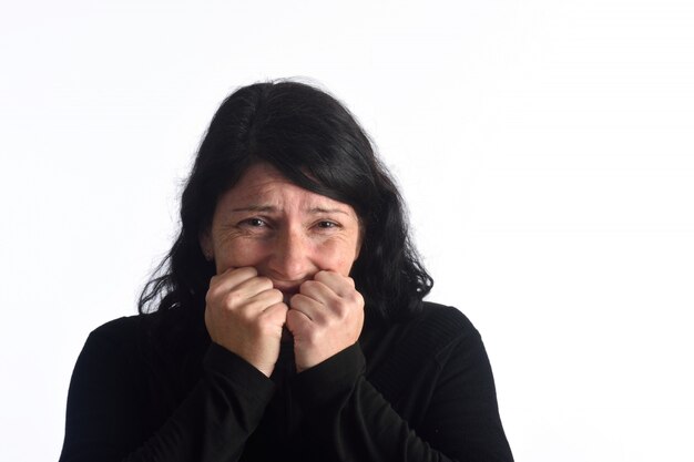 Mujer con cara de miedo