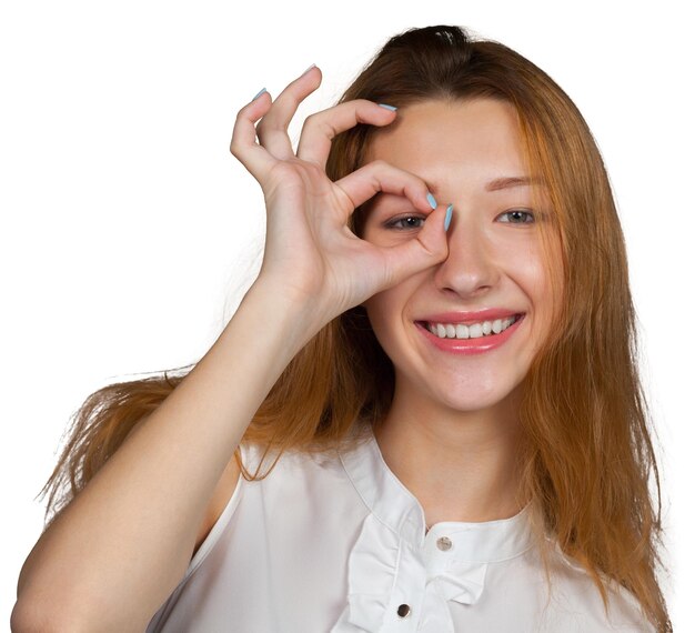 Foto mujer caucásica con gesto de signo ok