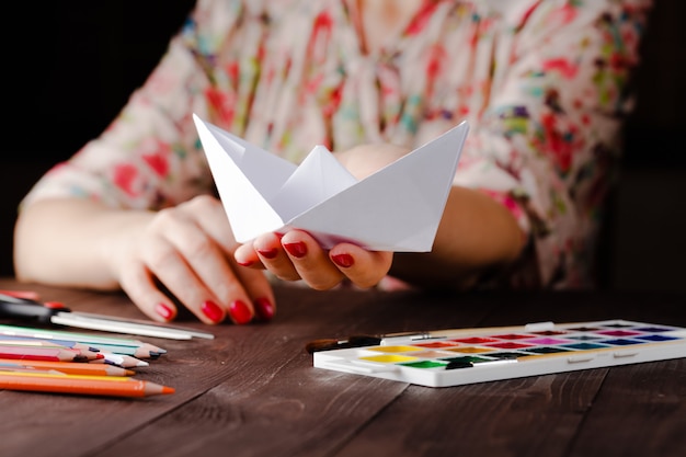 Mujer educar origami