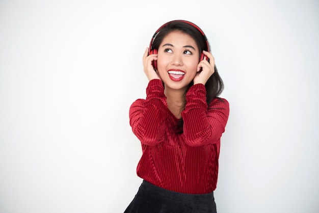 Mujer feliz, en, auriculares