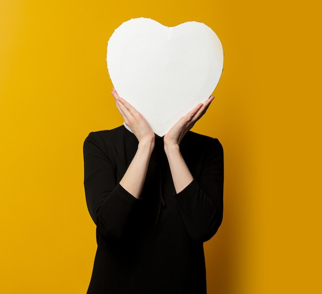 Mujer con forma de corazón