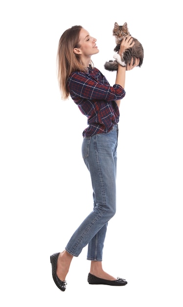 mujer joven, con, gato, en, fondo blanco, dueño, y, mascota