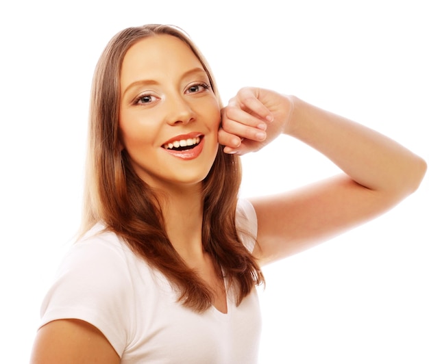 mujer joven, llevando, blanco, camiseta, tiro del estudio