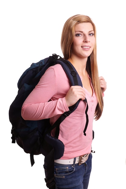 Mujer joven con mochila