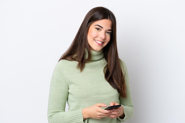 Mujer joven sobre fondo aislado