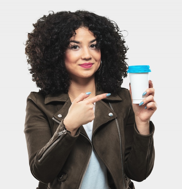 Mujer joven, tenencia, un, café