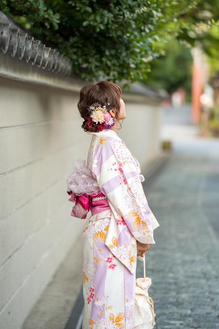mujer en kimono