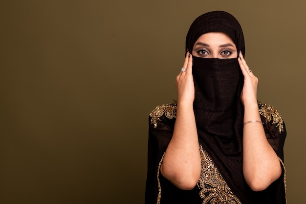 Mujer musulmana en hijab