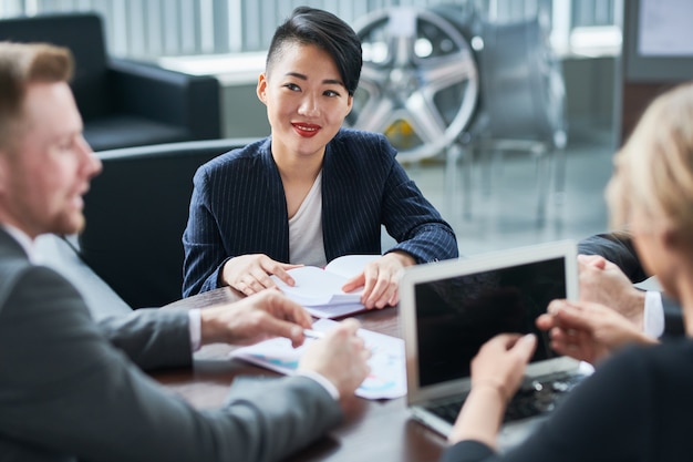 Mujer de negocios, en, reunión