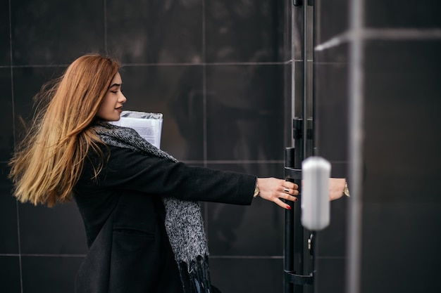 mujer de negocios, trabajo, exterior