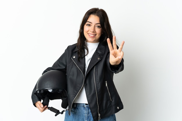 Mujer sosteniendo un casco de moto aislado