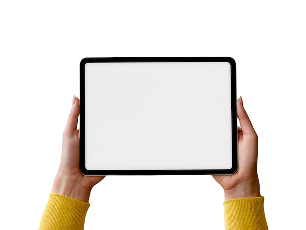 Mujer sosteniendo un dispositivo de tableta para la interacción digital móvil