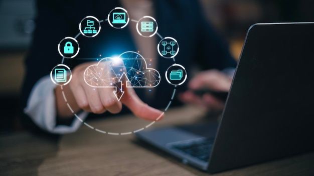 Mujeres tocando diagramas de computación en la nube Tecnología en la nube Almacenamiento de datos Concepto de servicio de redes e Internet