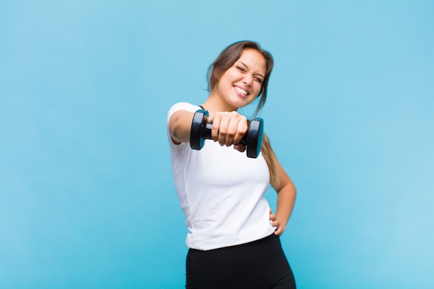 Mulher bonita em roupas esportivas