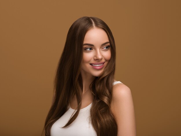 Cabelo bonito, mulher, pele natural, cabelo ondulado, saudável, beleza,  penteado