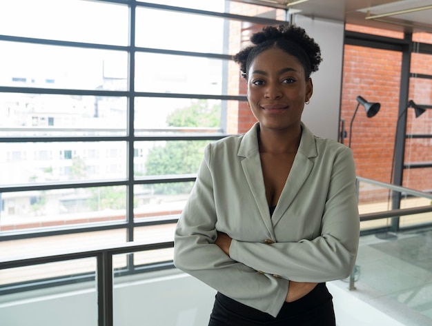 Foto mulher de negócios africana